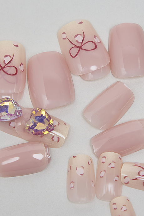 Wearable Manicure