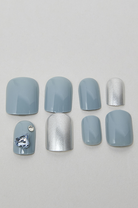 Wearable Manicure