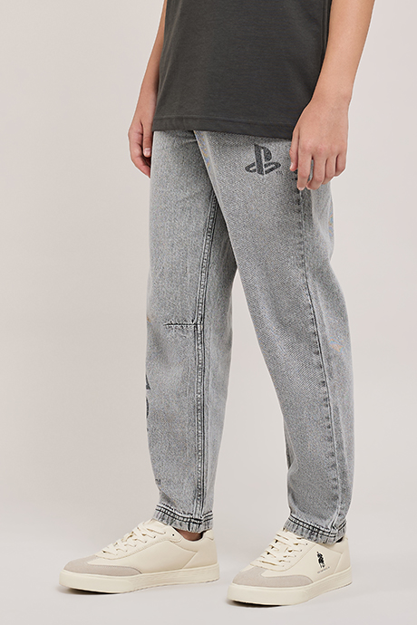 Printed Relaxed Fit Jeans With Button Closure