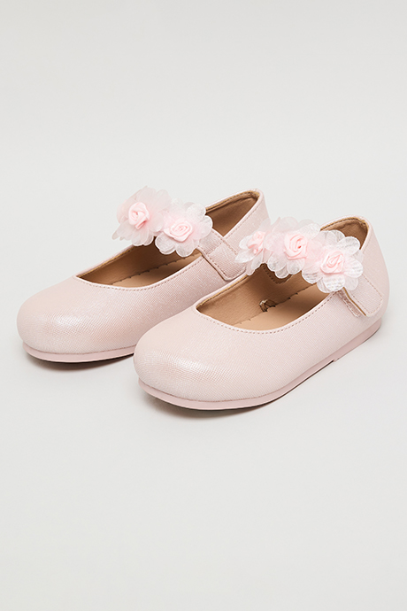 Appliqued Mary Jane Shoes