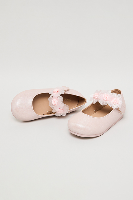 Appliqued Mary Jane Shoes