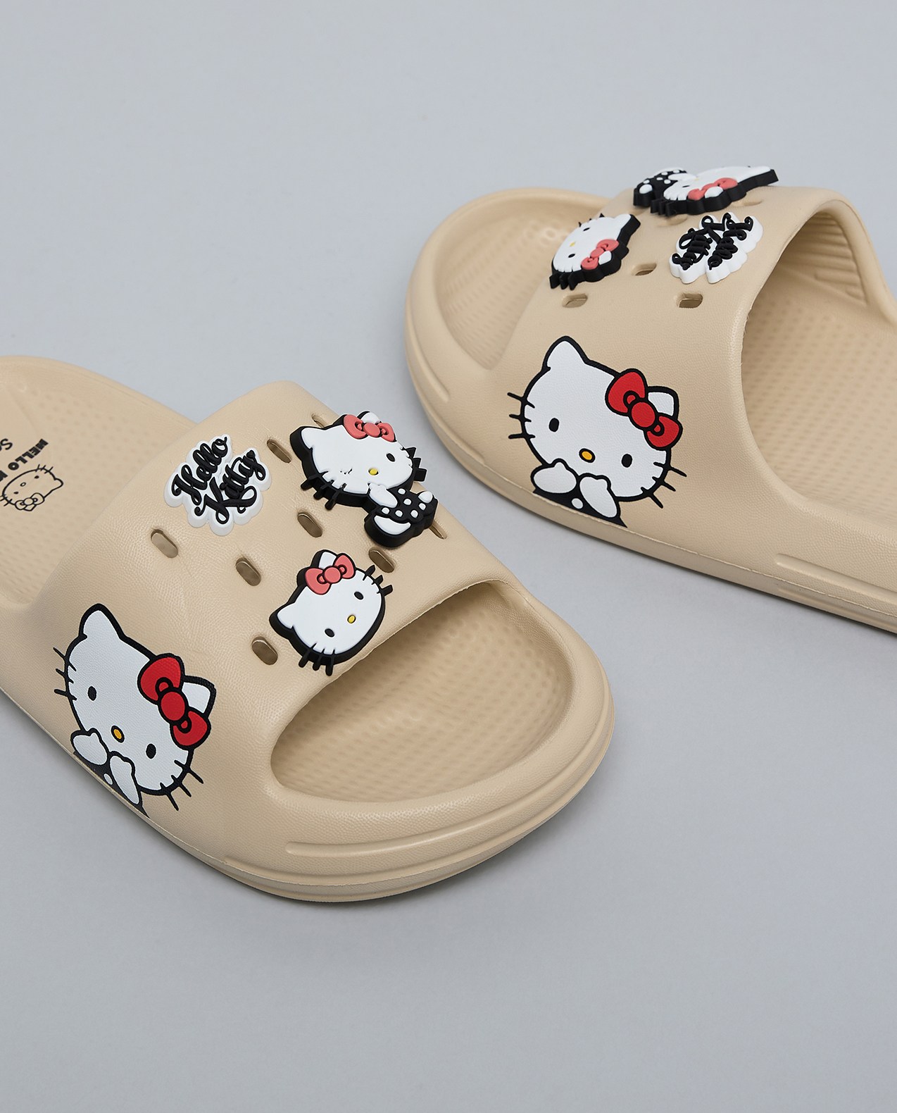 Hello Kitty Charm Detail Slides