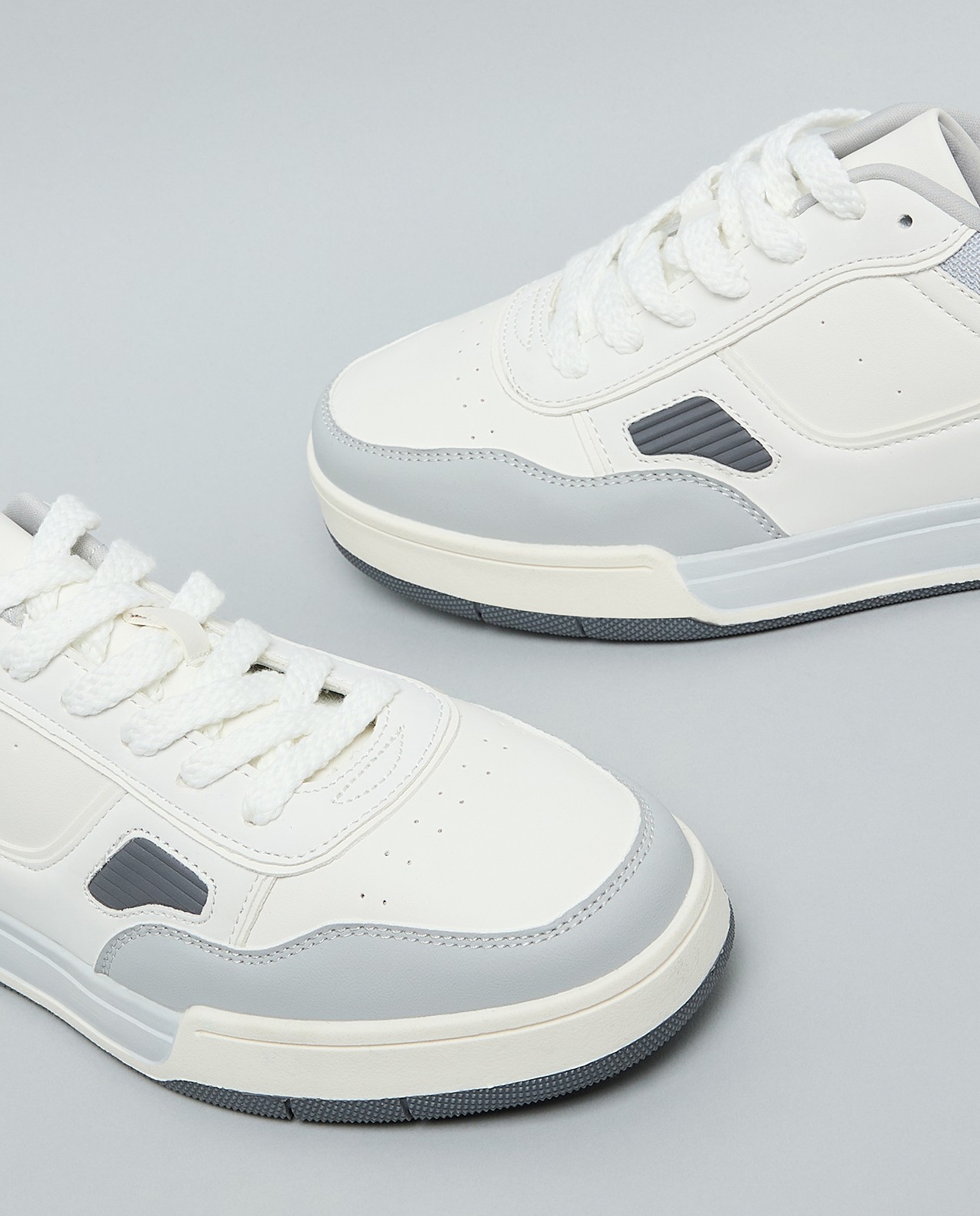 Color Block Lace-Up Sneakers