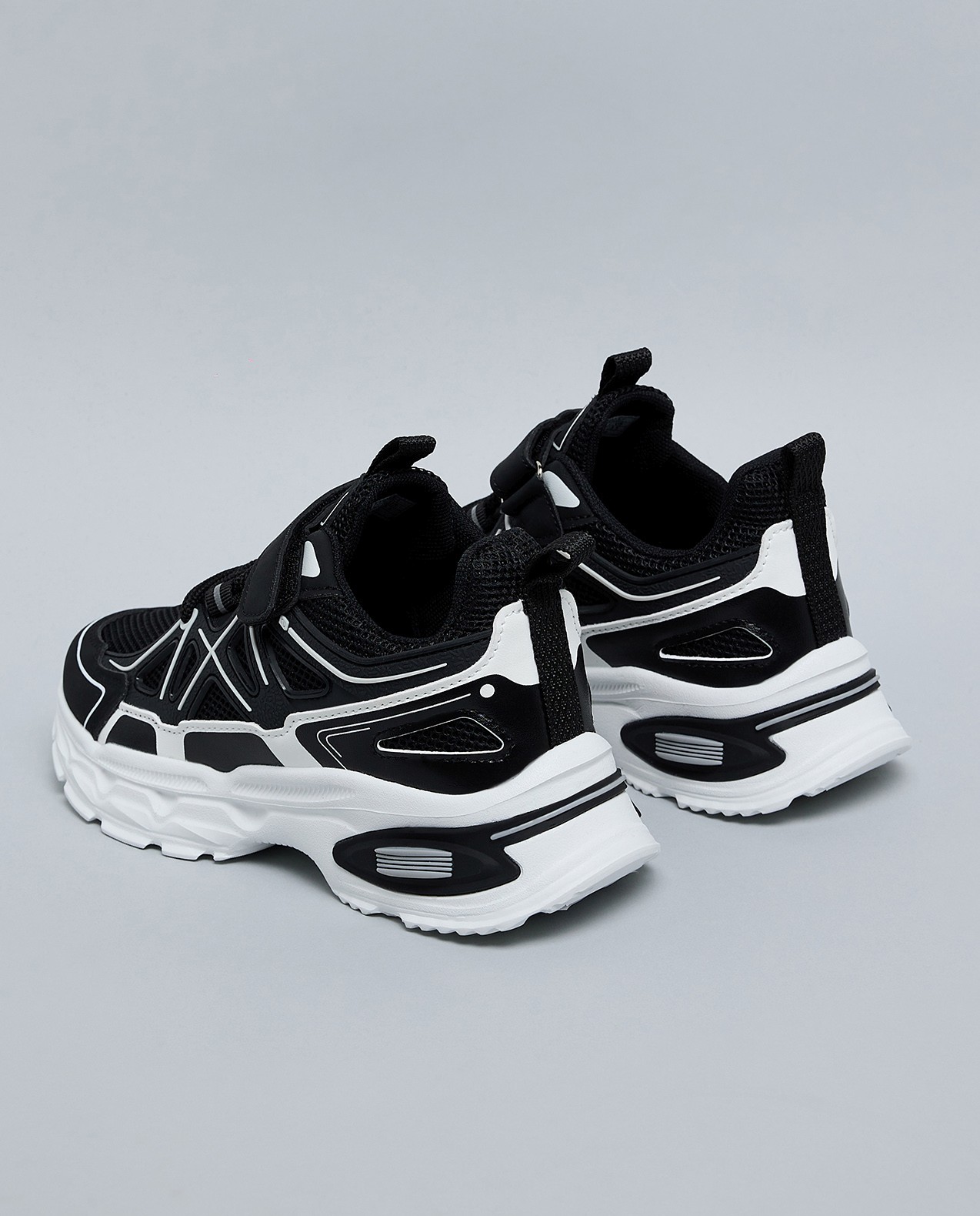Mesh Detail Velcro Closure Sneakers