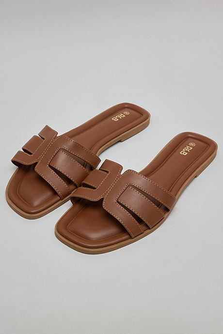 Cut-Out Flat Sandals