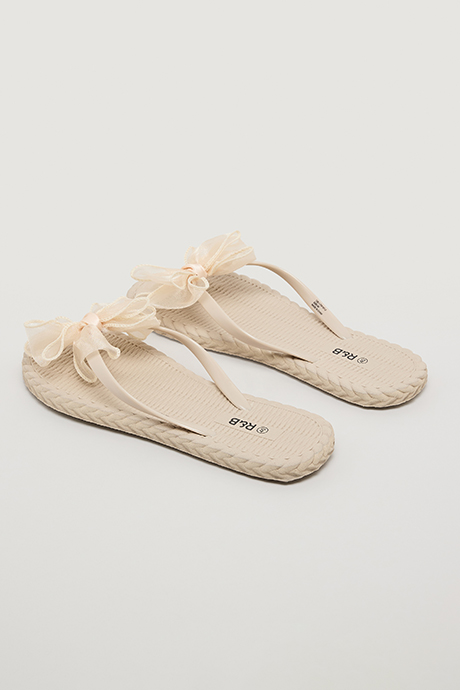 Bow Detail Flip-Flops