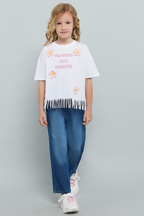 Appliqued Top with Crew Neck and Short Sleeves