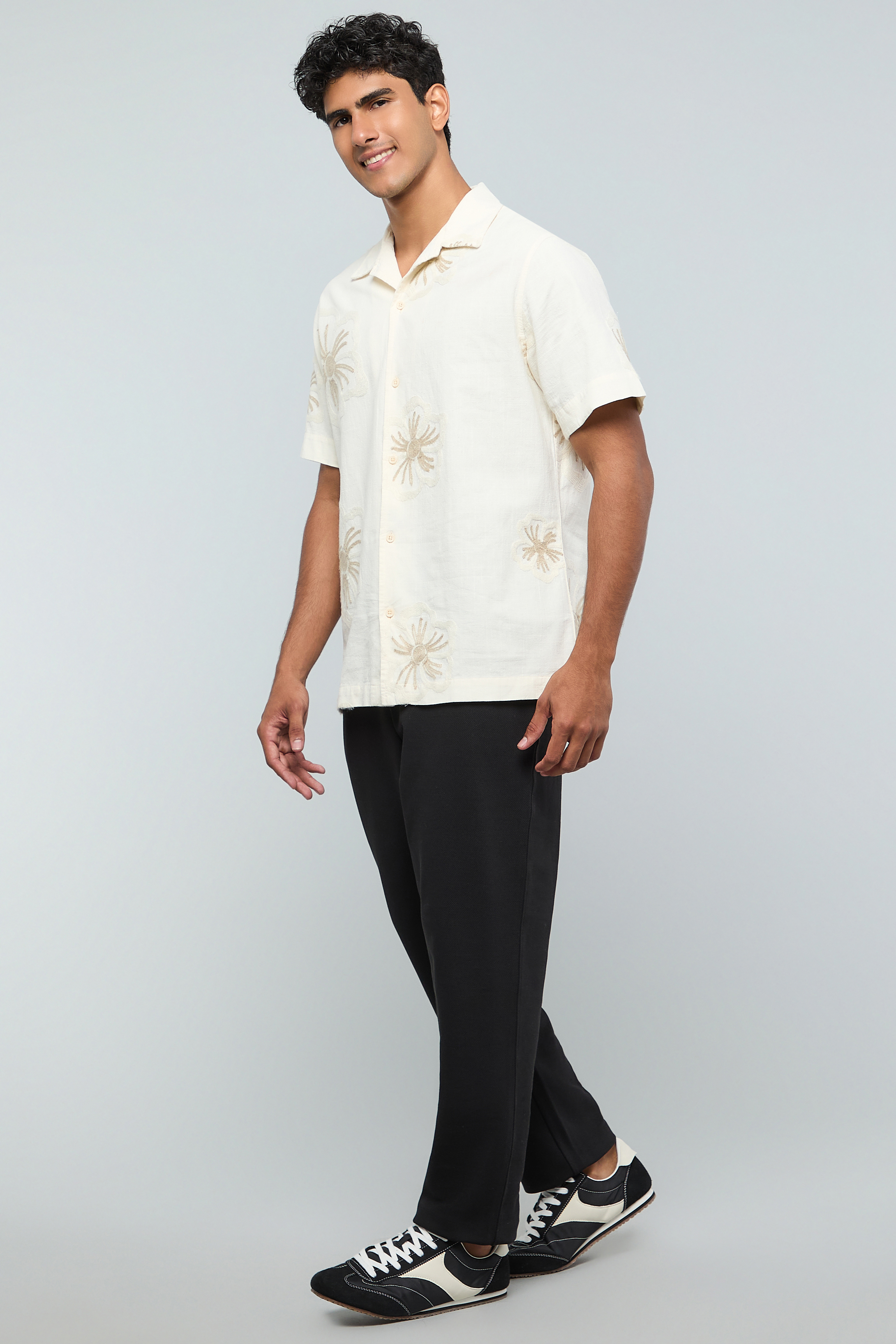 Solid Relaxed Fit Pants with Drawstring Waist