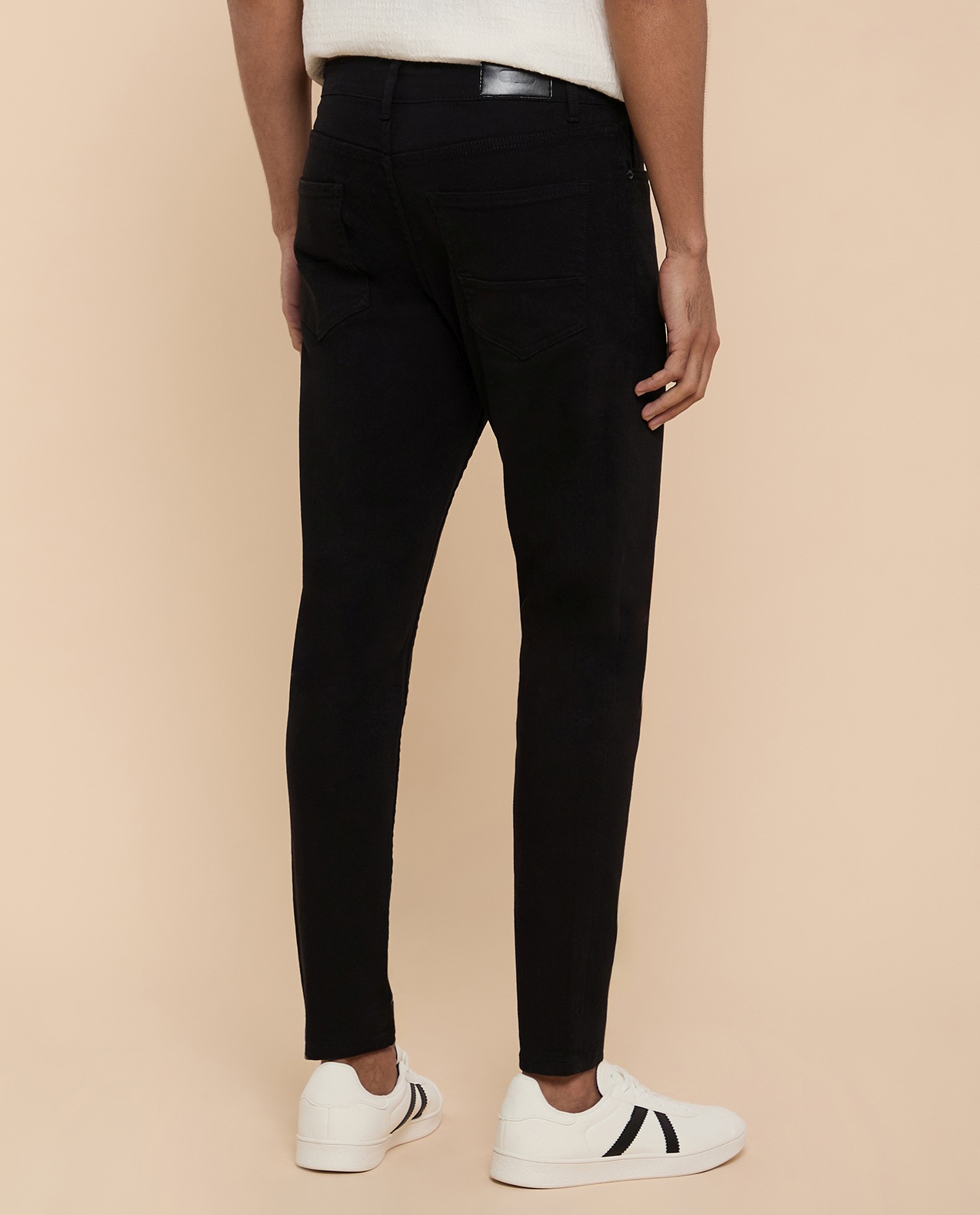 Solid Slim Fit Jeans with Button Closure