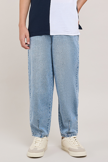 Washed Baggy Fit Jeans With Elastic Waist