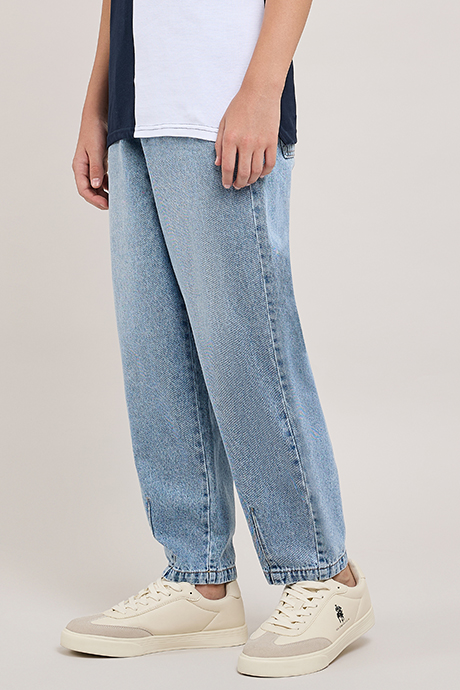 Washed Baggy Fit Jeans With Elastic Waist