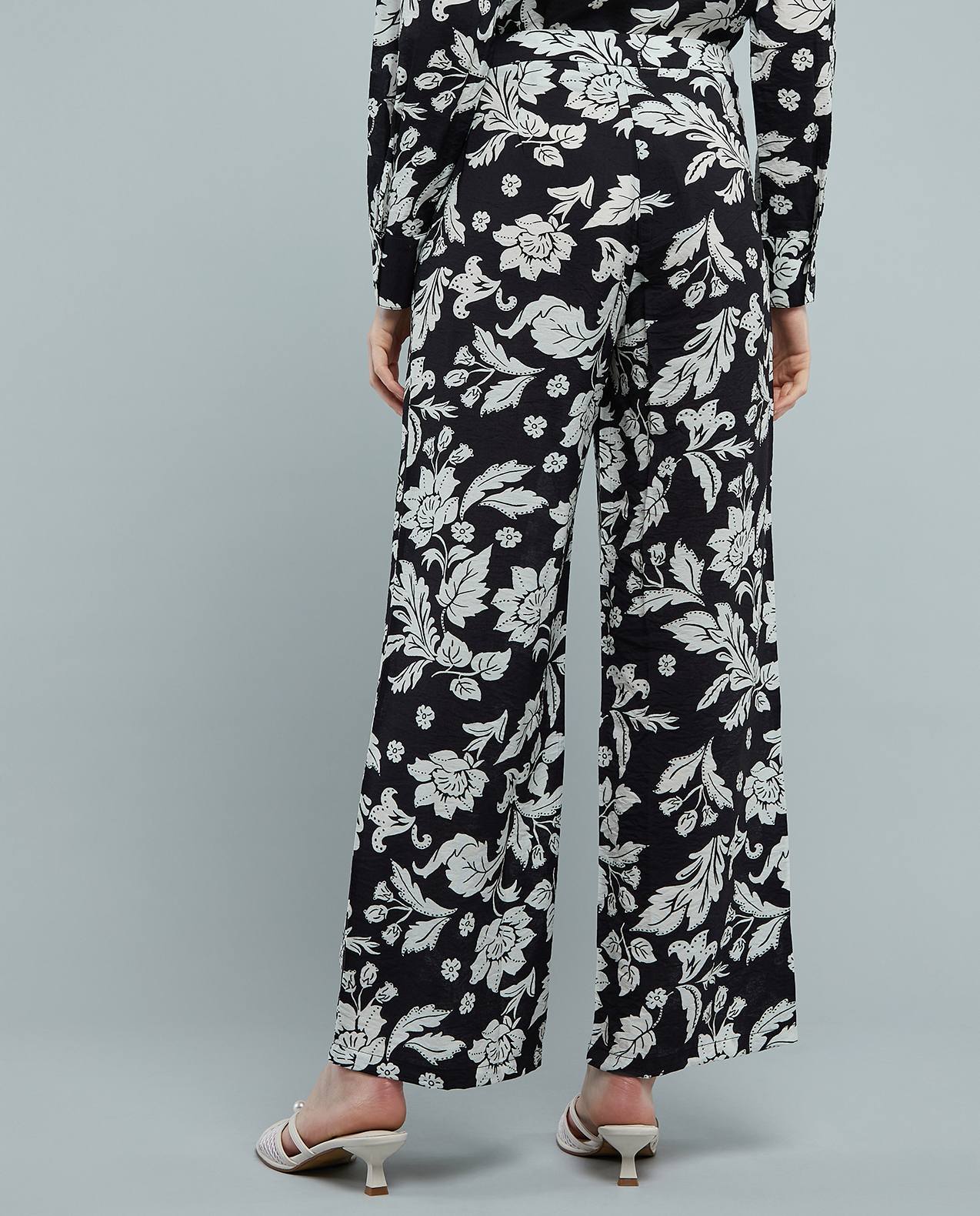 Patterned Wide Leg Pants with Elastic Waist