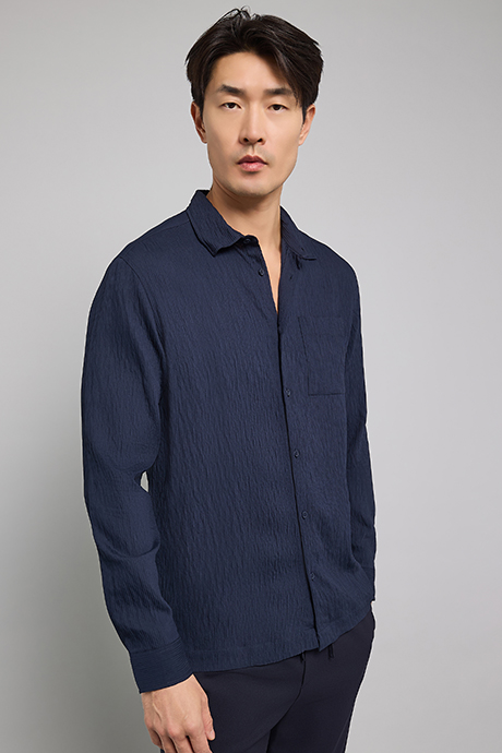 Crinkled Shirt with Classic Collar and Long Sleeves