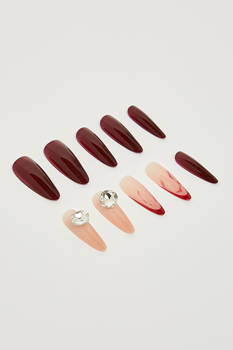 Wearable Stick-On Nails Set