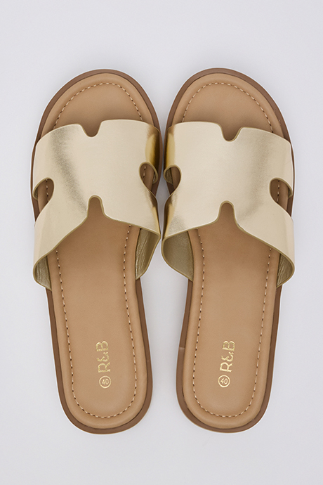 Cut-Out Detail Platform Sandals
