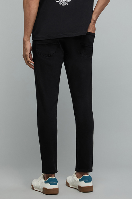Solid Carrot Fit Jeans with Button Closure