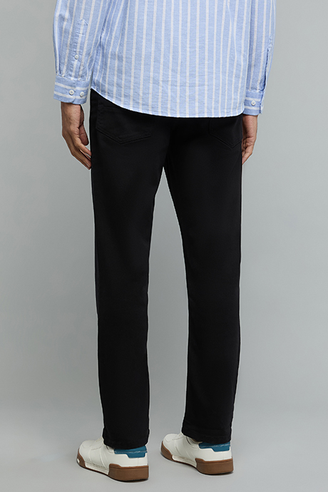 Solid Straight Fit Jeans with Button Closure