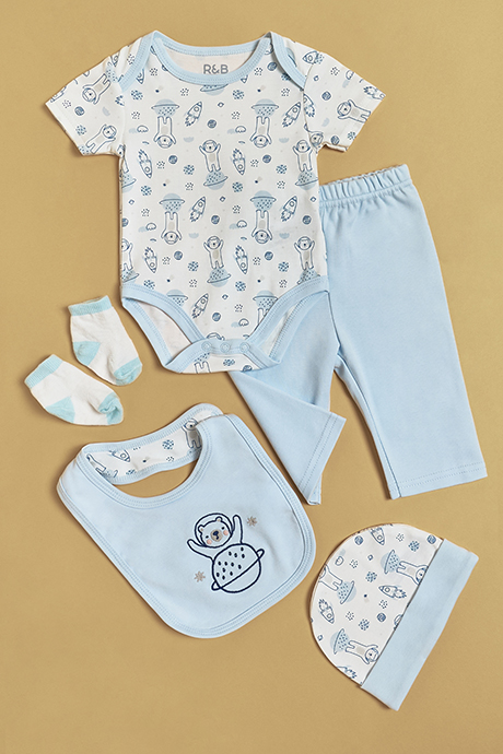 Newborn's Printed Clothing Gift Set