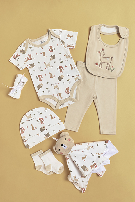 Newborn's Printed Clothing Gift Set