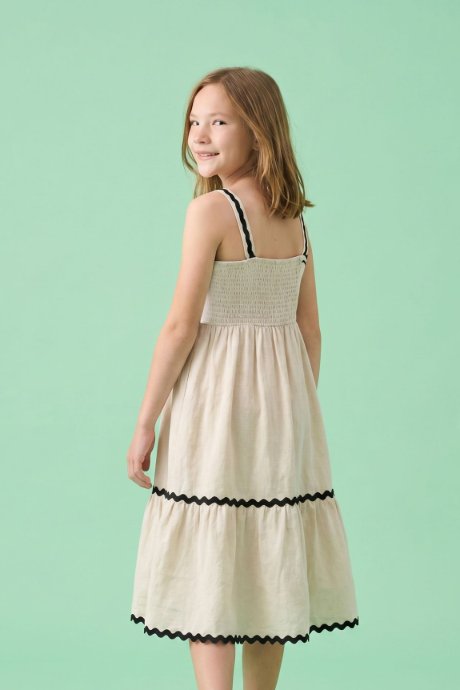 Contrast Trim Flared Strappy Dress with Square Neck
