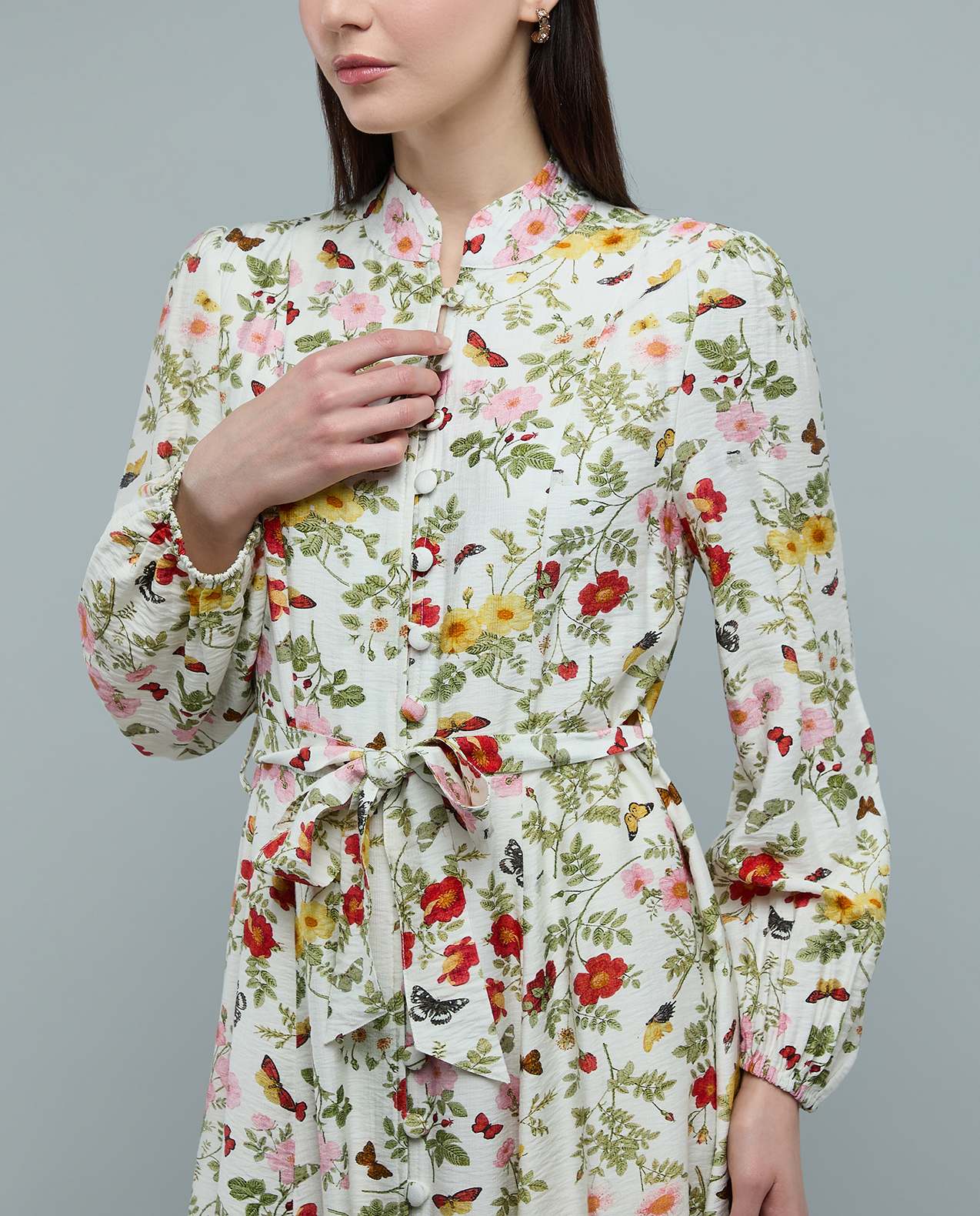 Floral Patterned Midi Dress with Stand Collar and Long Sleeves
