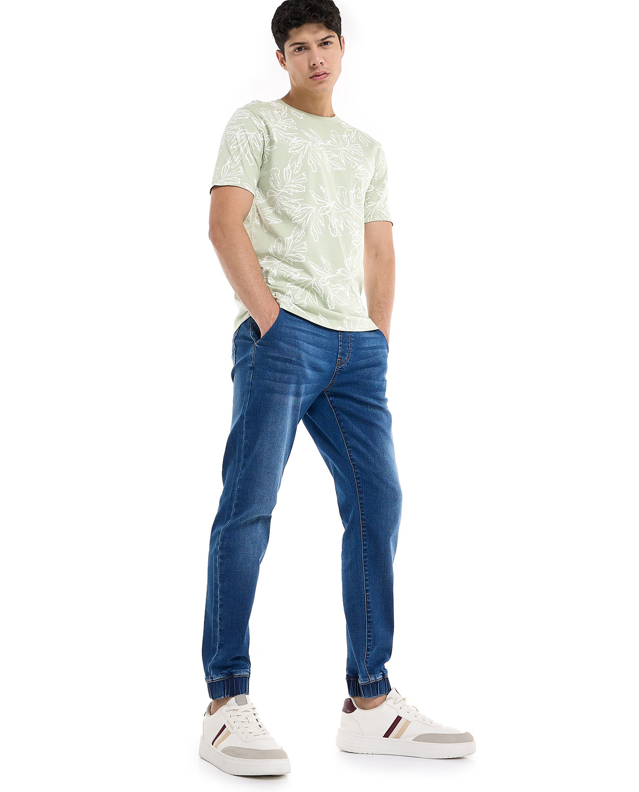 Color Block Sweatshirt with Crew Neck and Long Sleeves