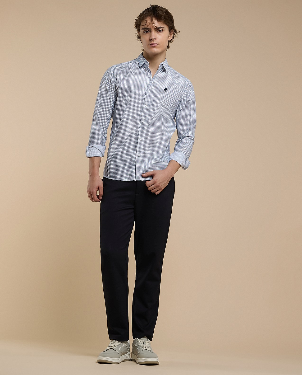 Patterned Shirt with Classic Collar and Long Sleeves