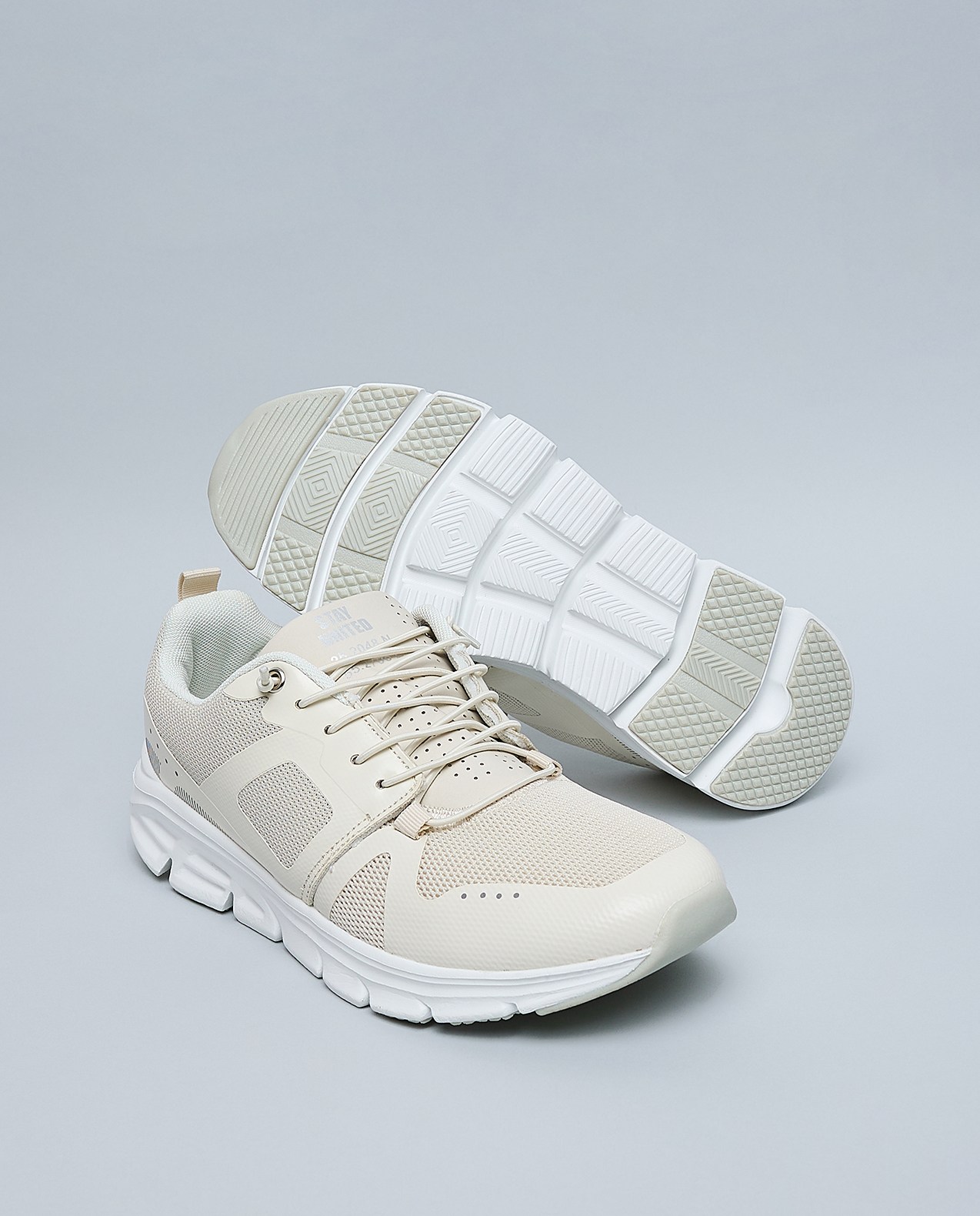 Mesh Detail Lace Up Sports Shoes