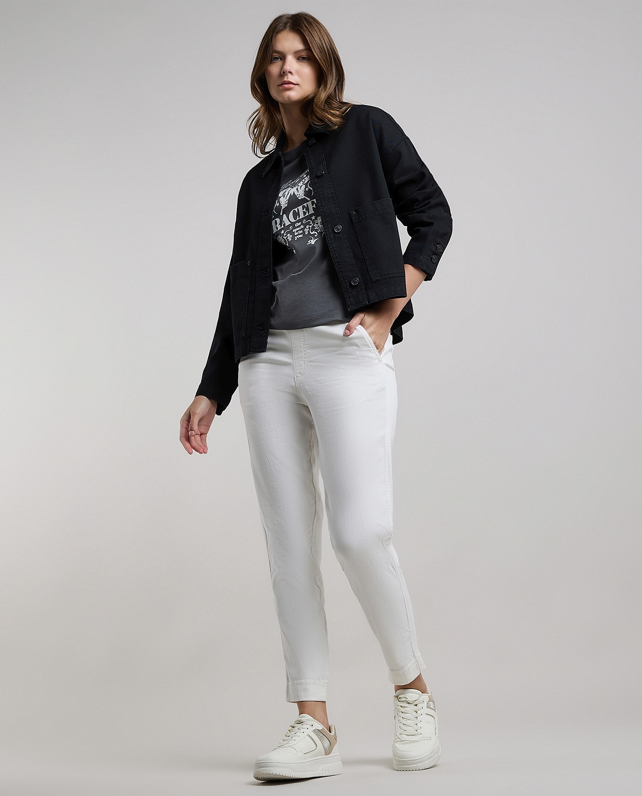 Solid Mom Fit Jeans with Elastic Waist