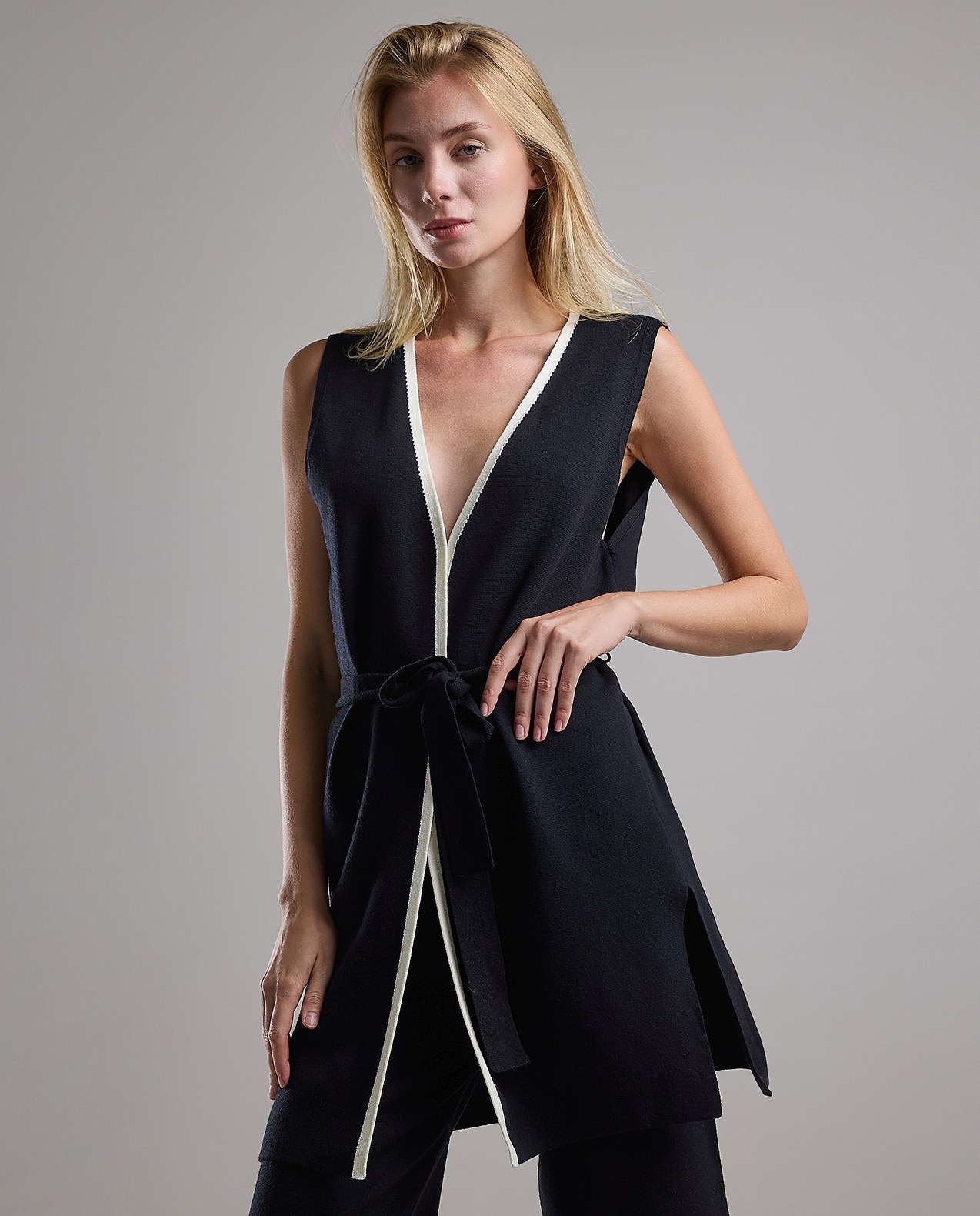 Textured Wide Leg Pants with Elastic Waist