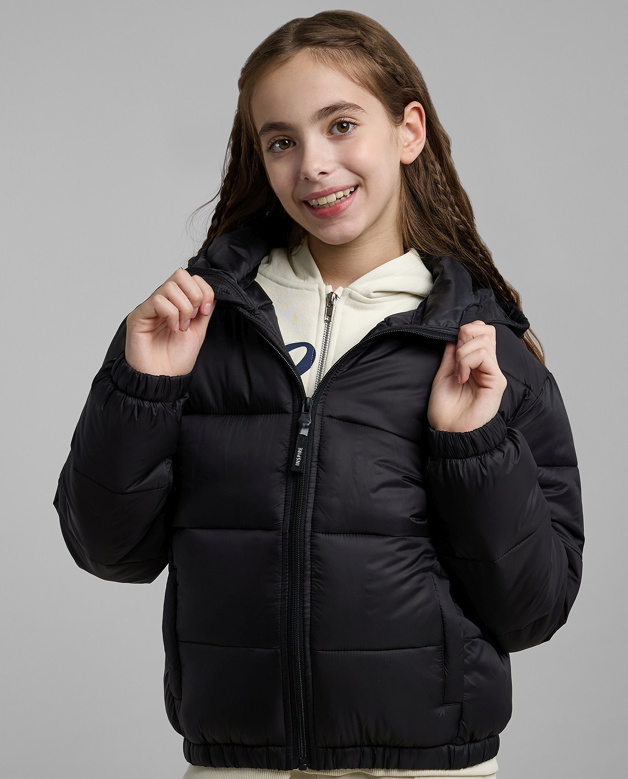 Quilted Puffer Jacket with Zipper Closure