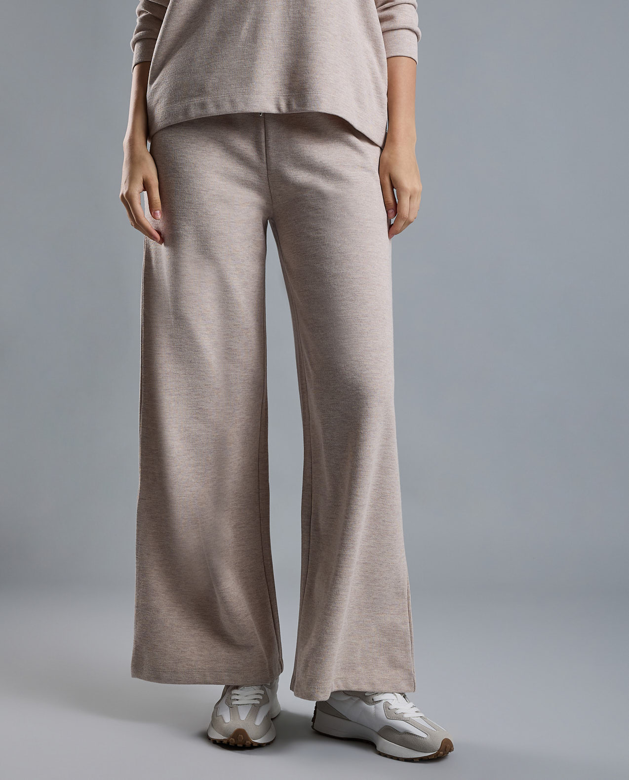 Textured Knit Pants with Elastic Waist