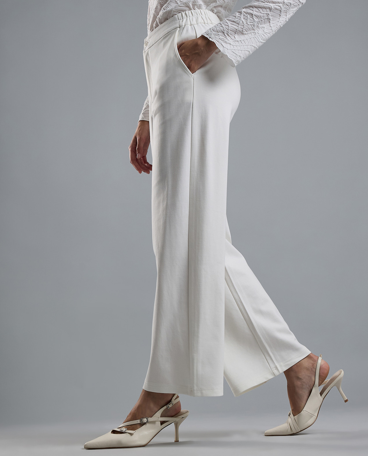 Solid Straight Fit Pants with Button Closure