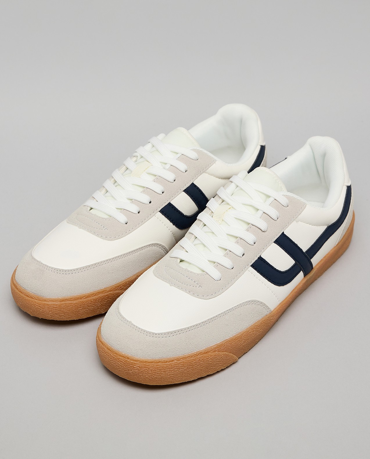 Color Block Lace Up Sneakers